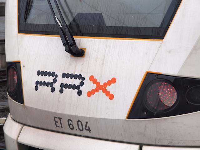Foto: Friedhelm Weidelich Weiß beklebter Zug nach zwei Monaten (Foto: Weidelich)